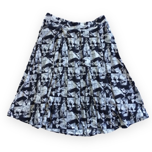 LulaRoe Disney Snow White Evil Queen‎ Madison Skirt Dwarfs Childhood Story - Picture 1 of 4